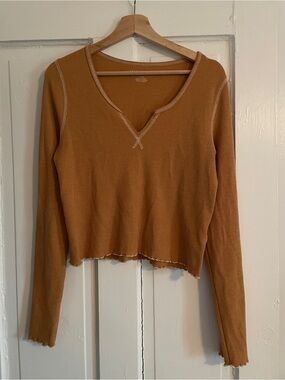 American Eagle Cropped Long Sleeve